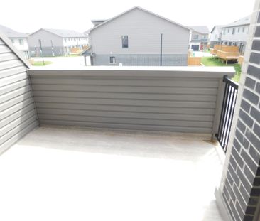 For Lease - 530 Gatestone Road Unit# 16, London South, Ontario - Photo 6