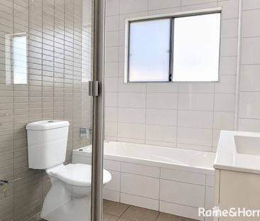 1 Bedroom Apartment in the heart of Homebush West - - Photo 5