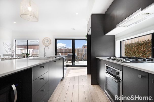 Modern Family Home - Photo 1