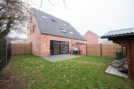 Knappe NIEUWBOUW woning met 3 slaapkamers op topligging te huur te Zulte! - Photo 5