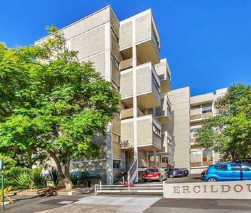 Bright Studio Garden Apartment in sought after 'Ercildoune' - Photo 4