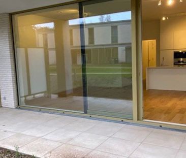 Appartement te huur in Sint-Amandsberg voor € 1.150 met 2 slaapkamers - Foto 3