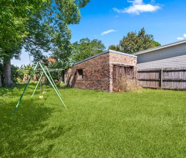 Light-Filled Two-Bedroom Home in a Convenient, Quiet Location - Photo 1