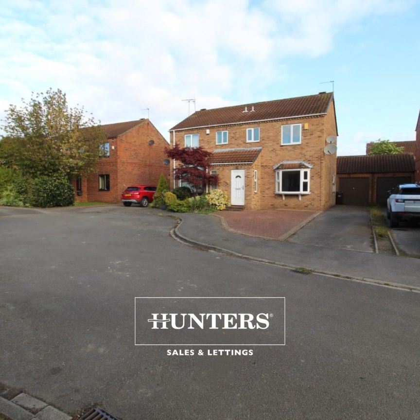 Summerfield Close, Brotherton, Knottingley - Photo 1