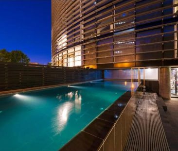 Premium Oversized Designer Apartment with Sweeping North-East Views... - Photo 4