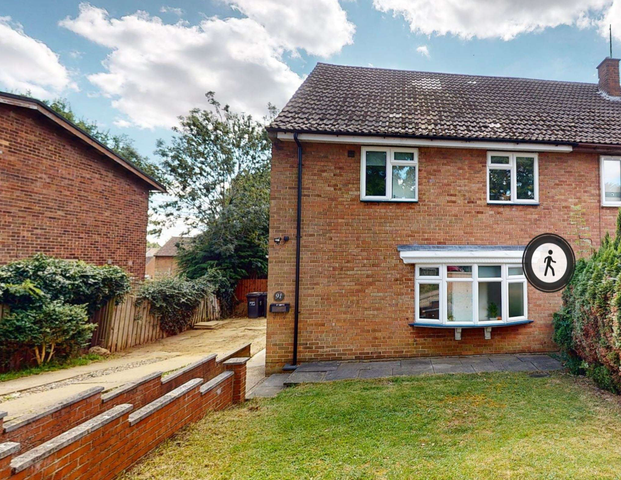 Gainsborough Road Room 3 - Photo 1