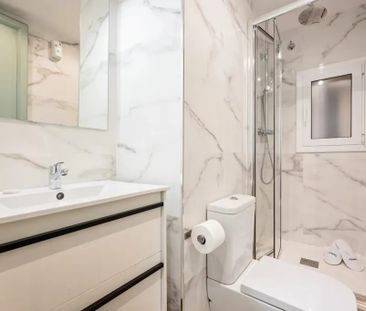 Carrer de la Marina, Barcelona, Catalonia 08013 - Photo 5