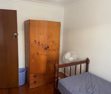 3-bedroom shared house, Grafton st - Photo 1