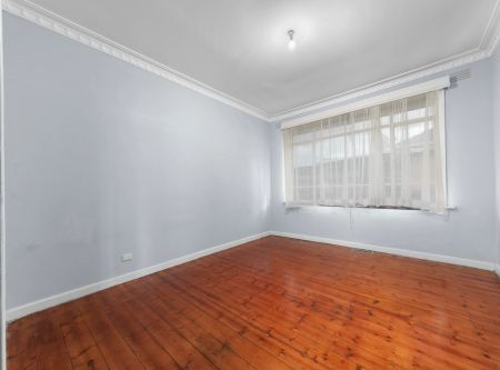 Great Location! - Photo 2