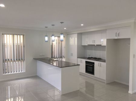 16 Turner Street, Ormeau Hills QLD 4208 - House For Rent | Domain - Photo 5