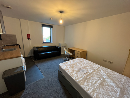 Flat 18C, Westmount, LS2 9NZ, Leeds - Photo 3