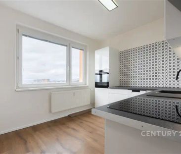 Pronájem zrekonstruovaného bytu 2+1 v Chomutově, 58 m - Photo 3