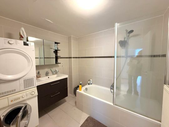 Penthouse - for rent - Photo 1