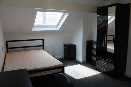 8 bedroom house to rent - Photo 3