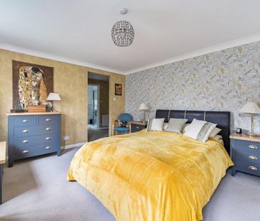 5 bedroom detached house to rent - Photo 6