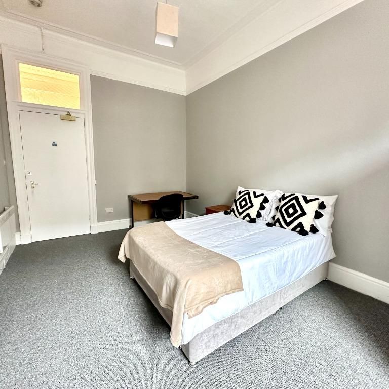 (ROOM 5) Sauchiehall Street, City Centre, Glasgow, G2 3JD - Photo 1