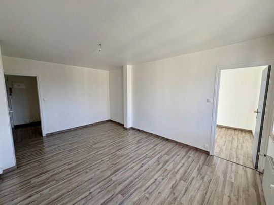 APPARTEMENT T3 A LOUER A RIORGES - MAIRIE - Photo 1