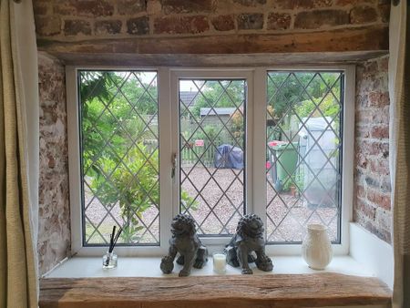 2 bedroom cottage to rent - Photo 5