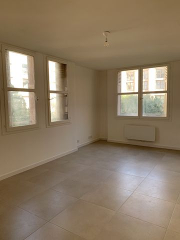 Appartement - Aix-En-Provence (13100) - 73.23 m² - - Photo 2