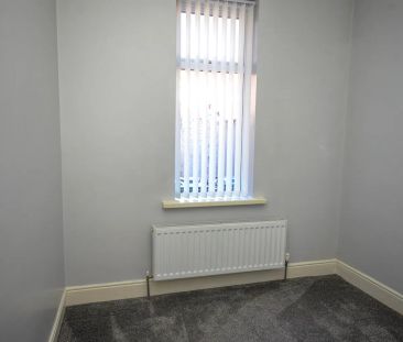 2 bed flat to rent in Bewick Street, South Shields, NE33 - Photo 4