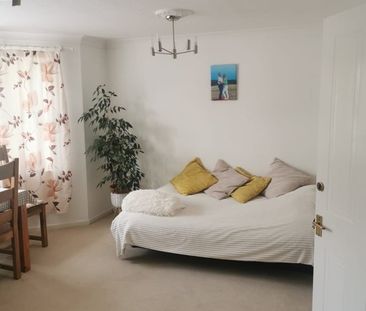 2 Bed Flat, Ingleside Court, CR2 - Photo 6