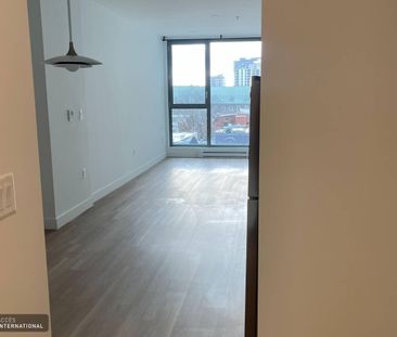 MC135 - Loft Centre-Ville, Montreal - Photo 3