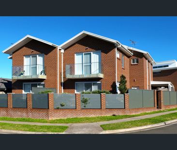 2/14 Horti Street, Glenmore Park, NSW 2745 - Photo 2