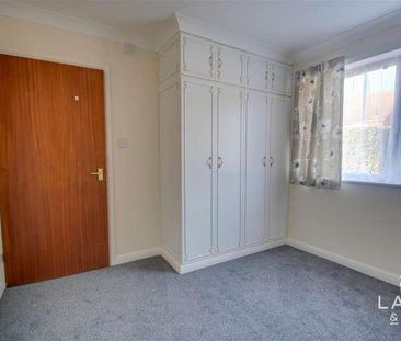 Battisford Drive, Clacton-on-sea, CO16 - Photo 2