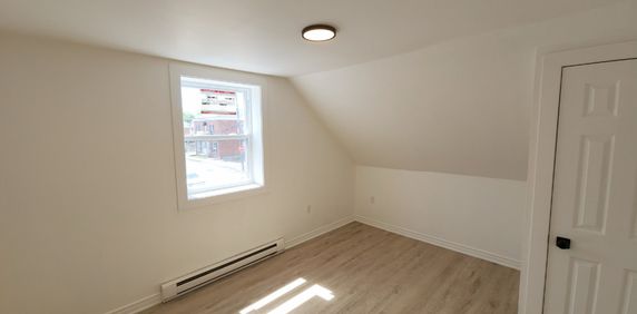 Semi-détaché Rénové 1590$ Valleyfield - Photo 2