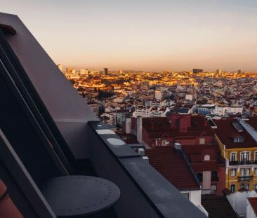 4-bedroom apartment for rent in Arroios, Lisbon - Photo 6