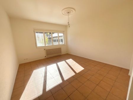 Appartement de 3.5 pièces au rez-de-chaussée - Foto 3