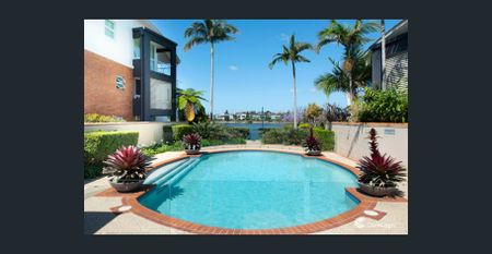 2 Bed, 2 Bath Terrace with Stunning River Views & Outdoor Entertaining Space - Photo 4