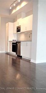 Very spacious rent controlled unit! - Photo 3