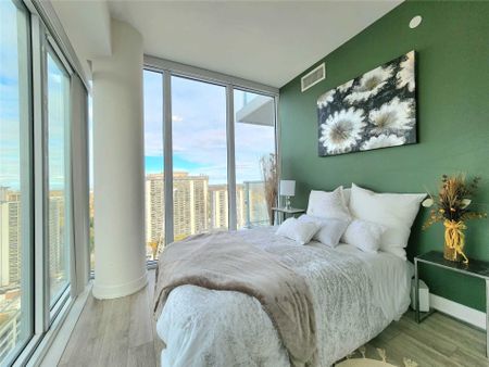 For Lease - 99 Broadway Avenue Unit# 2510, Toronto, Ontario - Photo 3