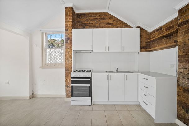 Neat 2-Bedroom Home in Small Complex of 3 - Photo 1