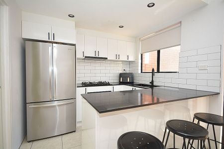 3 bedroom beauty!!!!!! - Photo 5