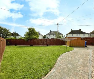 2 bedroom end of terrace house to rent - Photo 3
