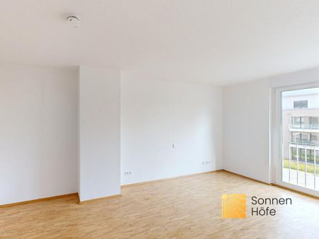Lichtdurchflutete 2-Zimmer-Wohnung mit moderner Einbauküche - Photo 3