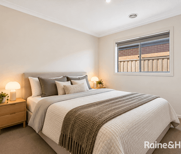 Modern 4-Bedroom Family Home with Comfort and Convenience! - Photo 5