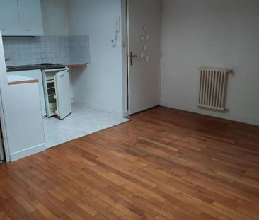 Location Appartement 1 pièce 23m² POITIERS 86000 - Photo 1