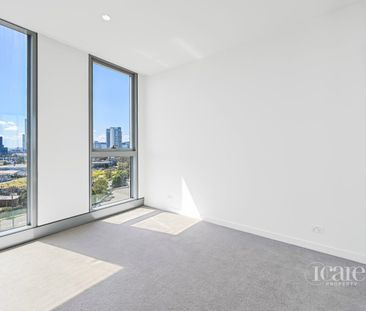 Beautiful Apartment Plus Study Area in South Melbourne - Photo 3