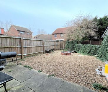 3 bedroom terraced house to rent - Photo 2
