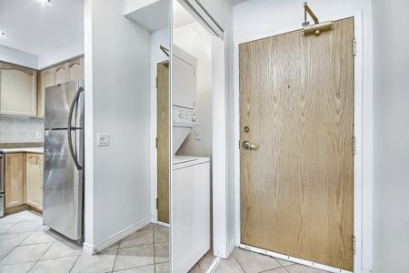 For Lease - 1 Maison Parc Court Unit# 206, Vaughan, Ontario - Photo 3