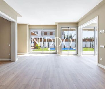 Casa adosada de alquiler en Carrer del Poble Amazic, 67, Can Gambús - Foto 3