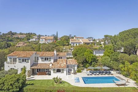 LOCATION SAISONNIÈRE - ST AYGULF - VILLA MODERNE VUE MER PANORAMIQUE - 5 CHAMBRES - Photo 4
