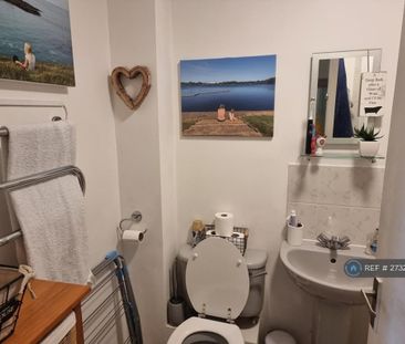 1 bedroom flat to rent - Photo 6