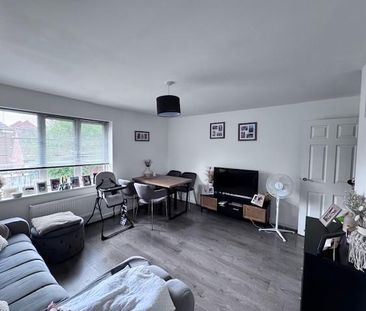 2 bedroom semi-detached house to rent - Photo 1