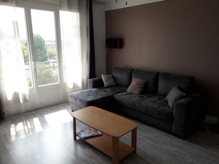 Location Appartement 3 pièces 55m² ST ANDRE LES VERGERS 10120 - Photo 2