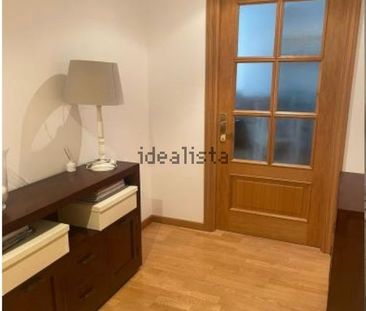 Alquiler de piso en Calle Concejo de Caravia, 1 D - Photo 2