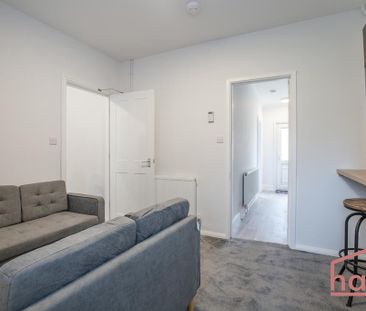 1 bedroom in a house share to rent - Photo 6